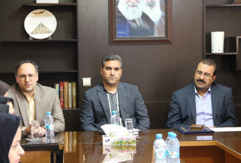 آغاز به کار رئیس جهاددانشگاهی خراسان جنوبی/تأکید بر توجه به خرد جمعی و بهرهگیری از ظرفیت منابع انسانی