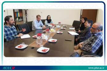 توسعه همکاریهای مشترک مرکز نوآوری جهاددانشگاهی واحد صنعتی اصفهان و دانشگاه صنعتی اصفهان