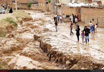 اعزام اعضای جهاددانشگاهی استان مرکزی به مناطق سیل زده