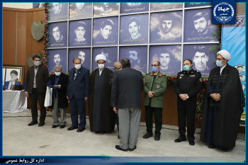 برگزاری مراسم بزرگداشت شهدای ۲۷ دی دانشگاه تبریز و جهاددانشگاهی/ دانشجویان از موثرترین افراد در دفاع مقدس بودند