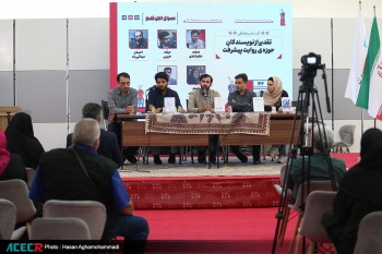 نشست تقدیر از نویسندگان حوزه «روایت پیشرفت» در نمایشگاه کتاب تهران برگزار شد
